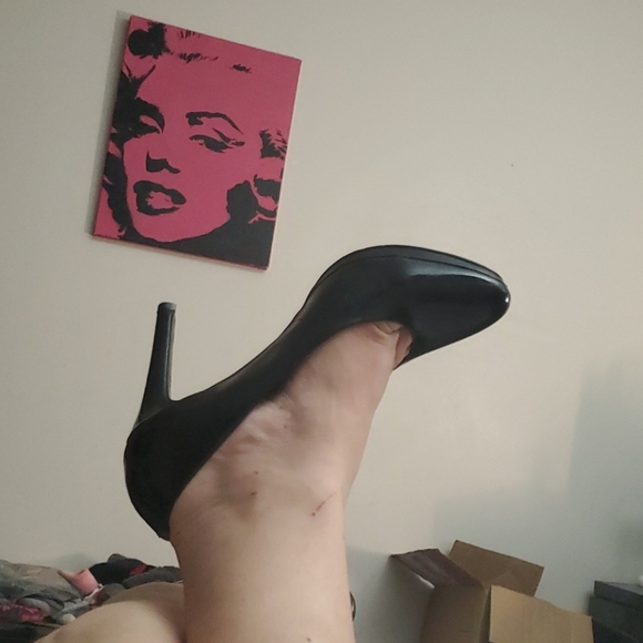 🔴Mossimo Sz 8 Black Patent Leather Heels👠 Silver Liming - Picture 6 of 13